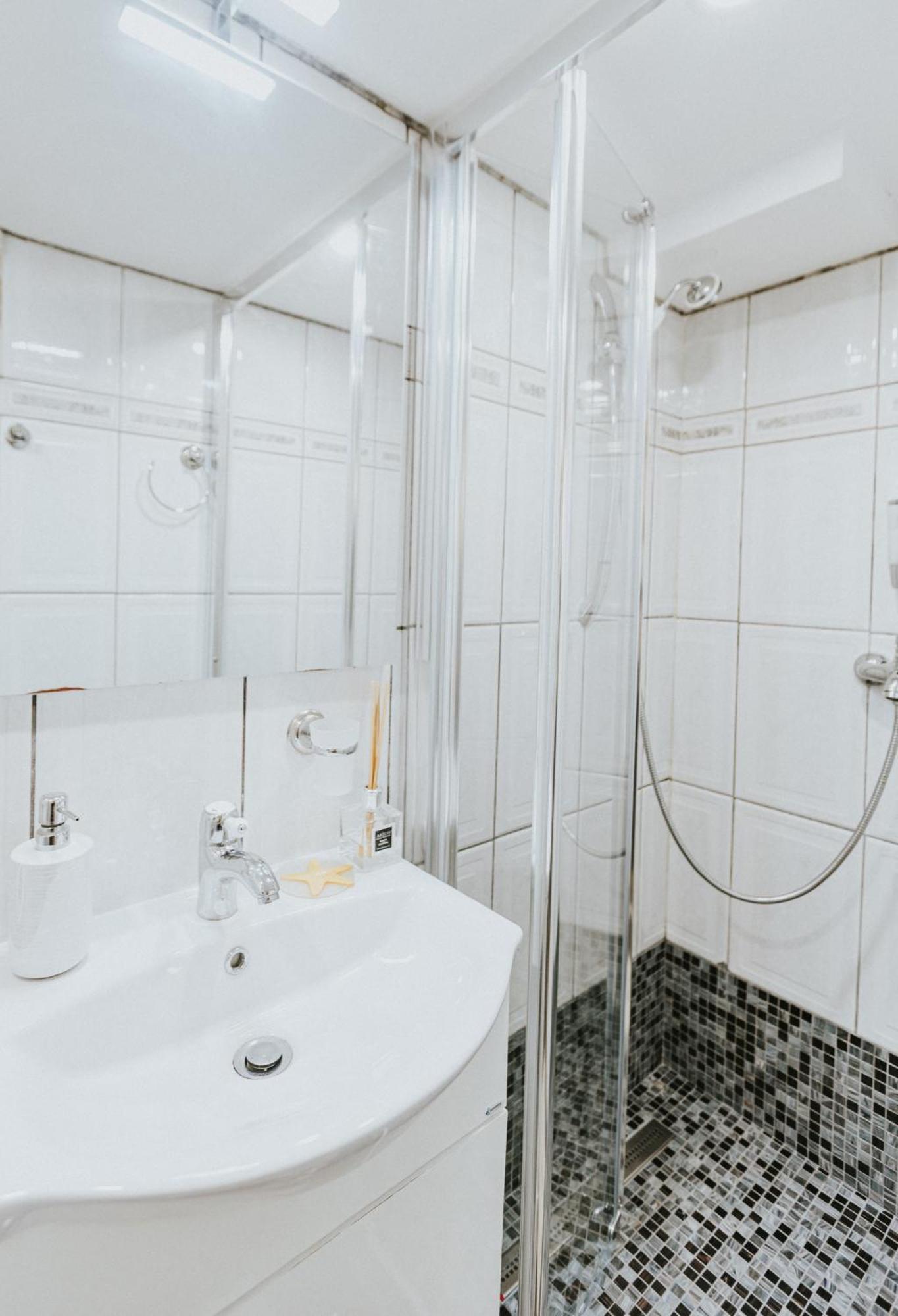 Republicii Rustic Apartament In Brasov City Center Exteriör bild